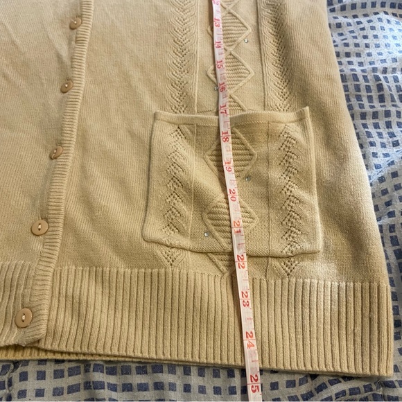 NWT Embellished Knit Cardigan Size Medium - Picture 10 of 12
